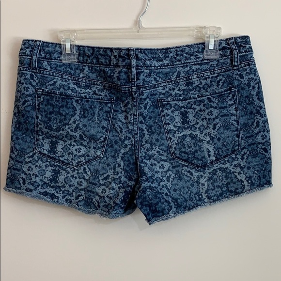 5/$25 - Mossimo - size 10, cheeky denim shorts - Picture 2 of 2